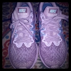 Nike shoes size 7